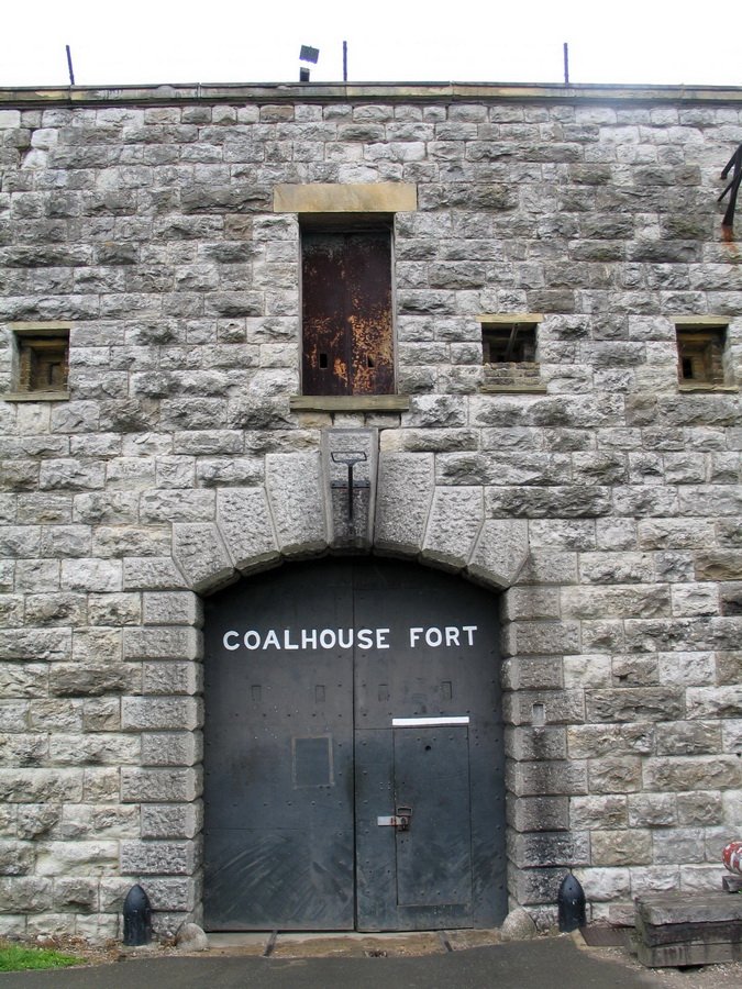 Coalhouse Fort 02