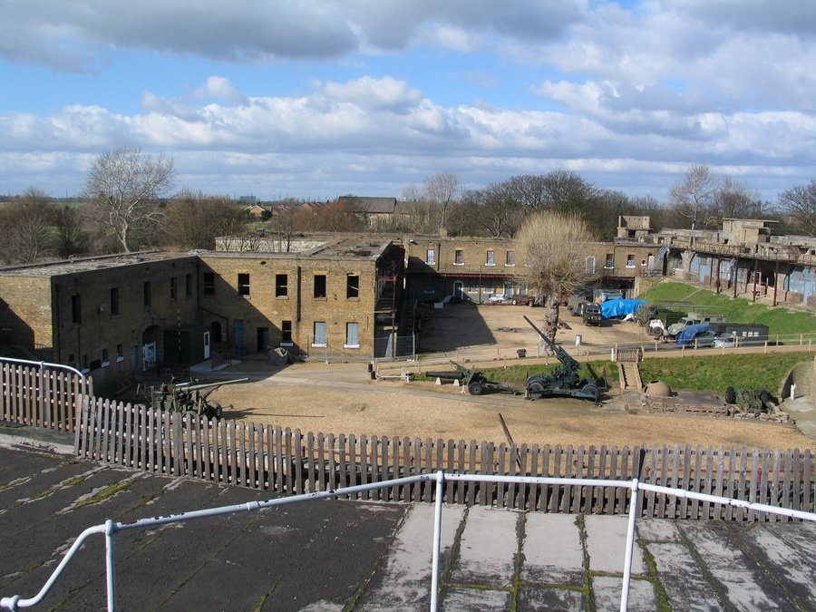 Coalhouse Fort 32