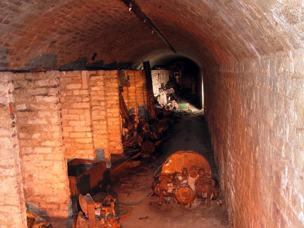 Coulsdon Air Raid Shelter 02