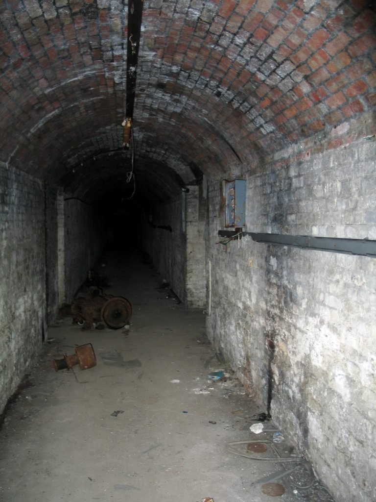 Coulsdon Air Raid Shelter 07
