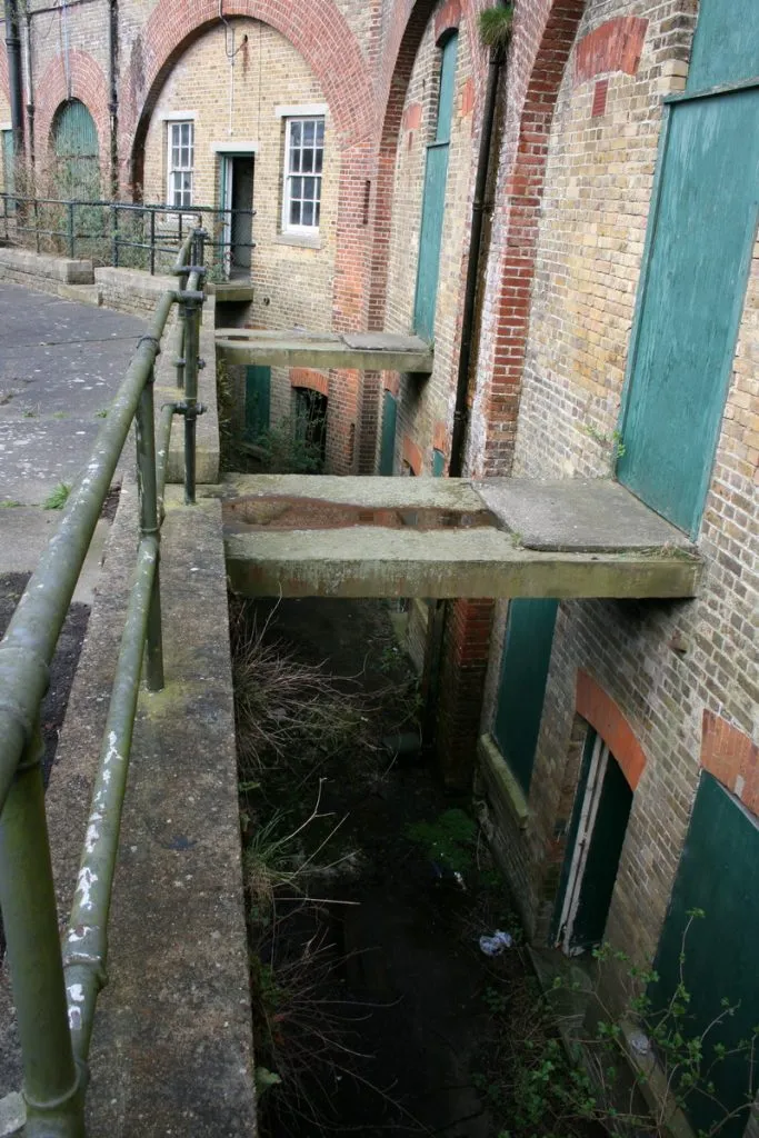 Fort Burgoyne 284
