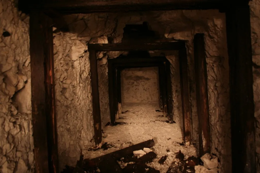 Foxendon air raid shelter009