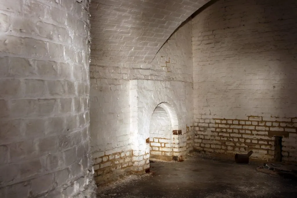 Garrison Point Fort 010