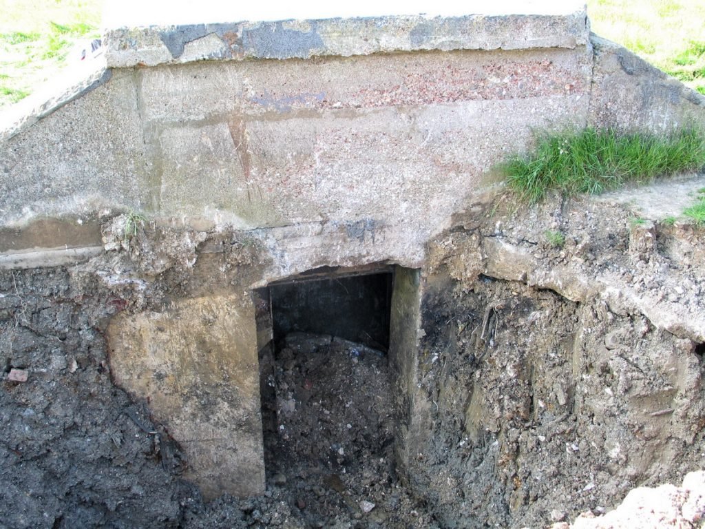 Hougham Battery 06