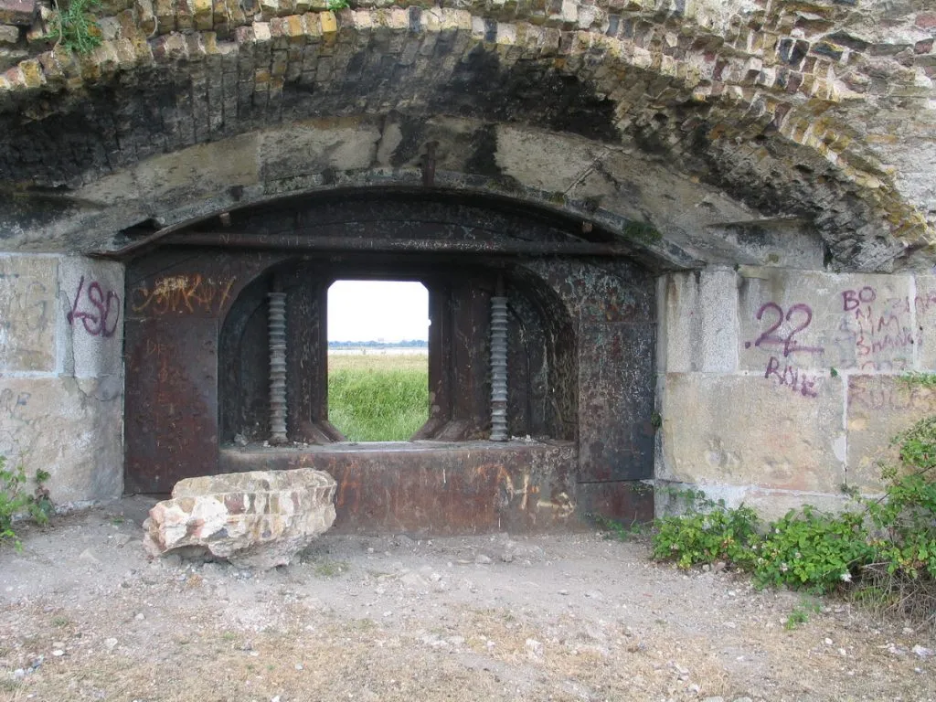 Shornmead Fort 42