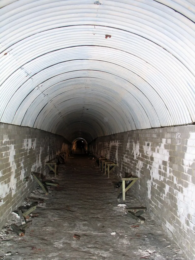 Shorts Tunnel 150